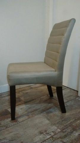 Vendo cadeiras p/ sala de jantar