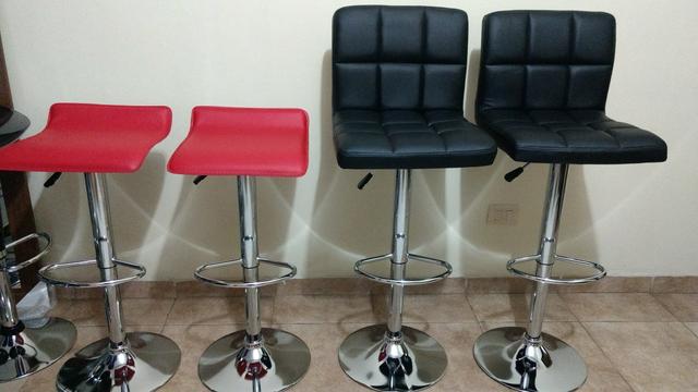 Banquetas novas na caixa