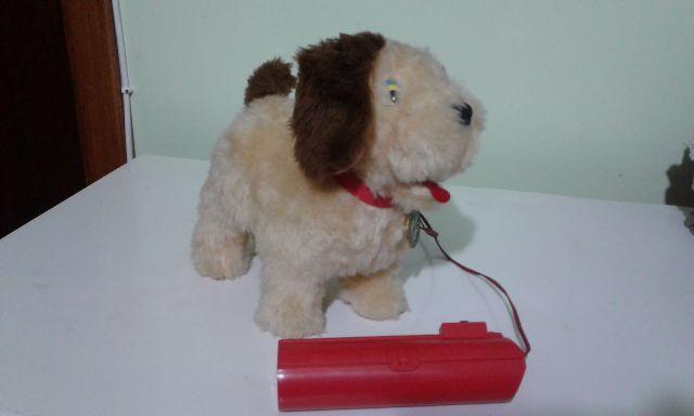 Cachorro que Anda e faz Xixi - Década de 80 - Estrela