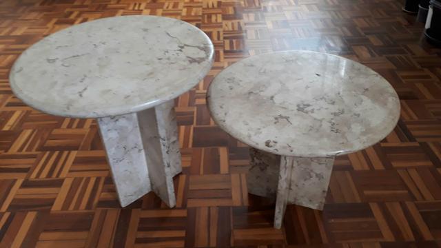 Mesinhas de mármore