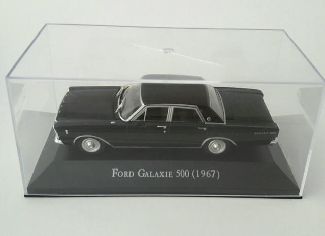Miniatura Ford Galaxie 