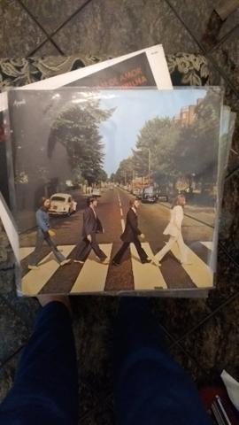 The beatles Abbey Road + Sgt Peppers lonely hearts club band