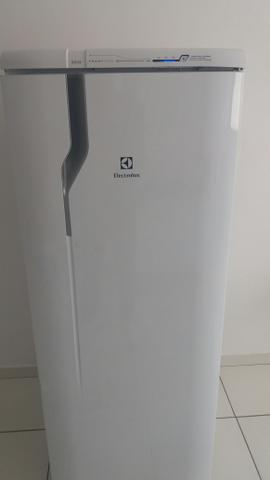 Geladeira Eletrolux