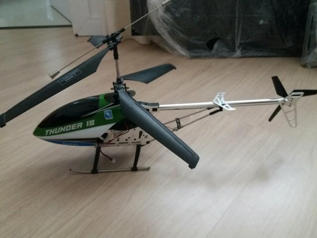Helicóptero Thunder 18