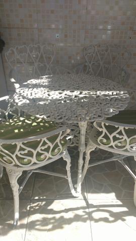 Jogo de mesa toda em alumimio