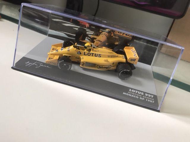 Miniatura Ayrton Senna 1:48
