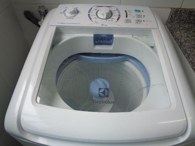 Máquina Lavar Roupa 8 KG