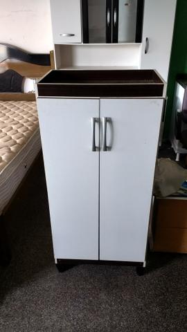 Sapateira multiuso usada