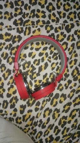 Vendo um fone wireless pegar cartão de memória pega rádio