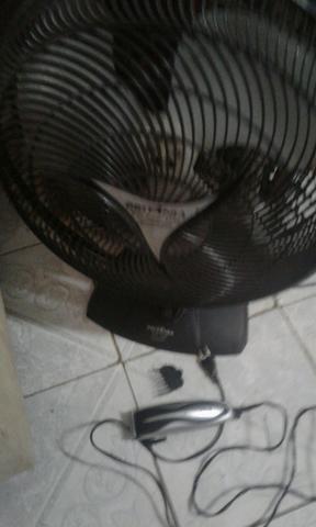 Ventilador Britânia + máquina de cortar o cabelo