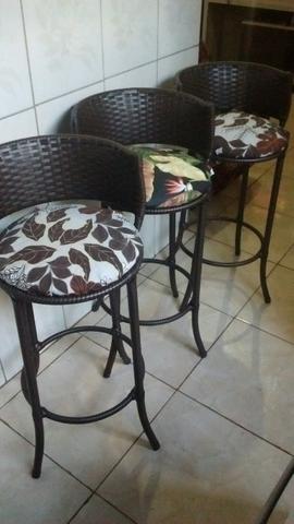 Banquetas fixa fino acabamento 130a unidade