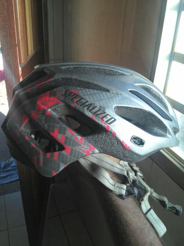 Capacete specialized