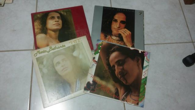 Coleção de discos de vinil - Maria Bethânia (4 Lps)