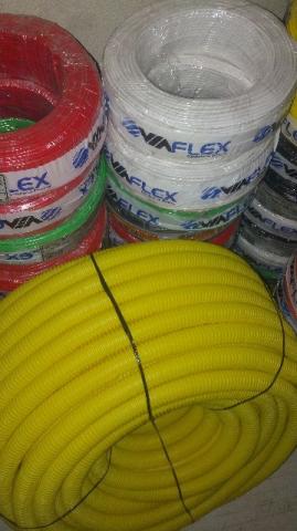 Fios e canduite fone 