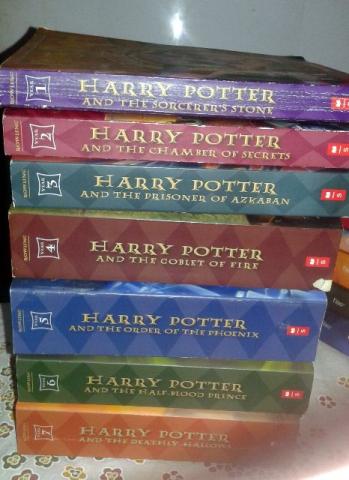Harry Potter Coleção com 7 Livros Português e Inglês