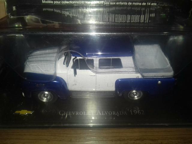 Miniatura Chevrolet alvorada 