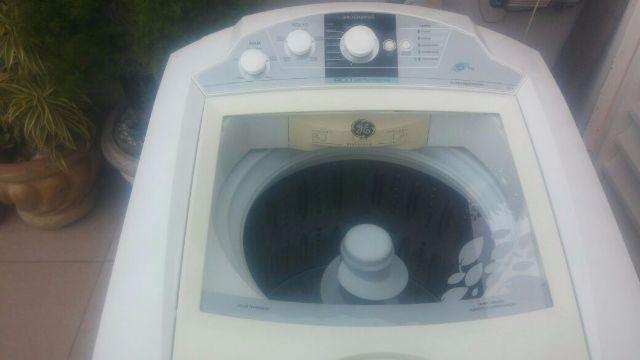 Máquina de lavar GE 15 kg