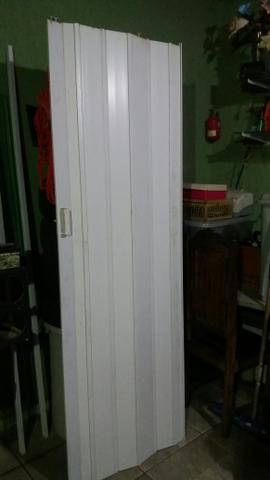 Porta sanfonada de 70cm 