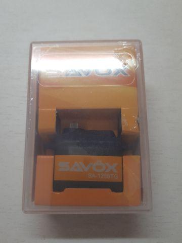 Servo Savox TG