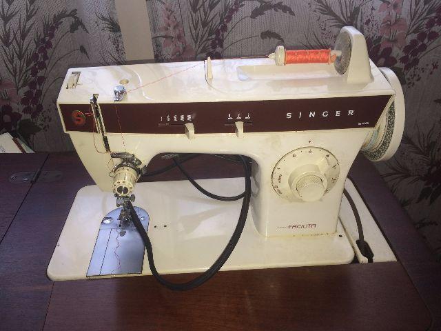 Singer - Maquina de Costura