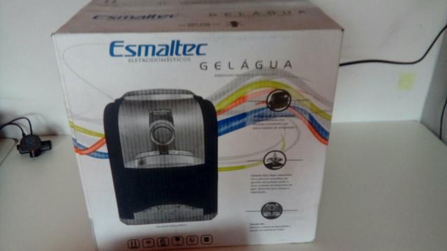 Bebedouro de mesa Esmaltec