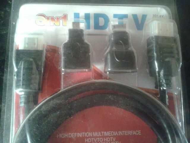 Cabo HDTV 3 em 1 novo