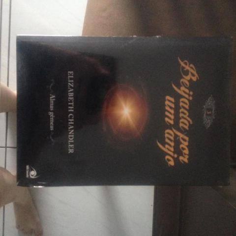 Livros "Beijada por um anjo" 1, 2 e 3