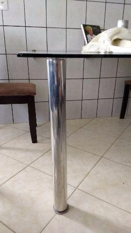 Mesa de vidro fixa