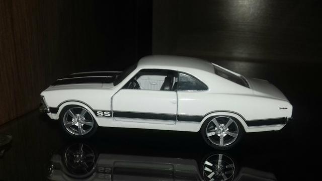 Miniatura Opala customizado