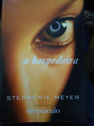 A Hospedeira Autora Da Série Crepúsculo Stephenie Meyer