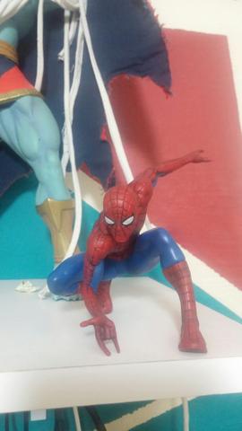 Action figure spider man