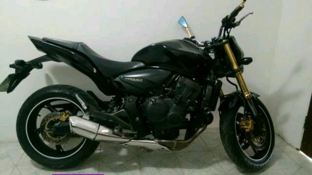 Cb600hornet zera conservada