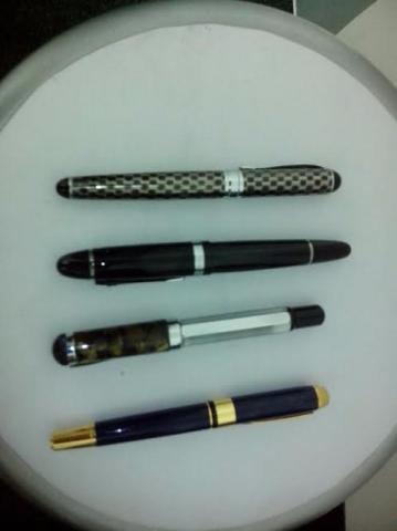 4 canetas tinteiro novas da coleção Deagostini