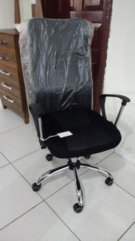 Cadeira especial para escritório (divide no cartão sem