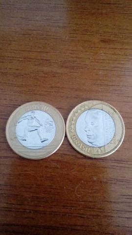 Duas moedas de 1 Real para colecionadores
