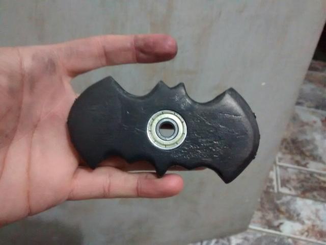 Hand Spinner do Batman madeira