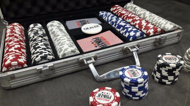 Maleta de Poker com 300 fichas