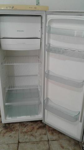 Vendo geladeira