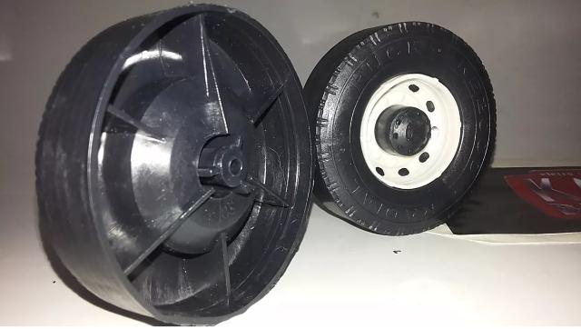 Frete gratis rodas de plastico de 6, 7 e 8 cm para caminhão