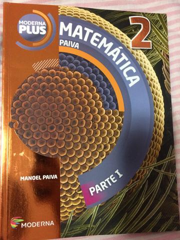 Livro de matemática(Moderna Plus- matemática Paiva volume