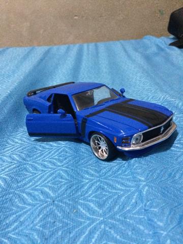 Miniatura de colecionador Mustang Boss 302
