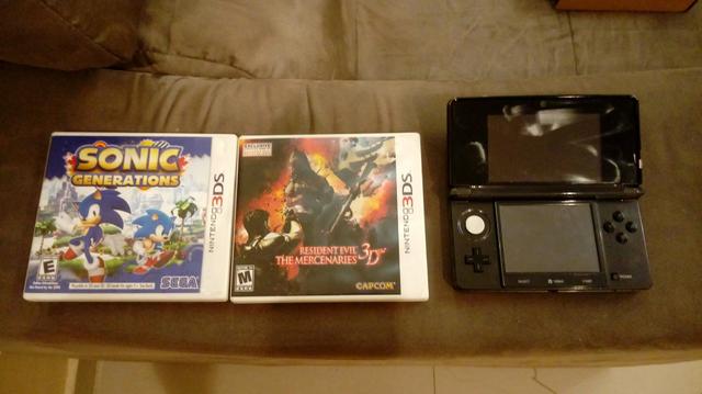 Nintendo 3ds com 2 jogos cartucho e mais na memoria !