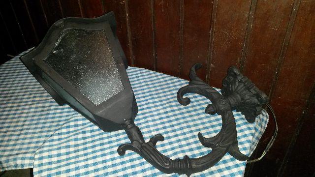 Arandelas tipo colonial restauradas