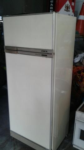 Casa comida esfriar gelar brasstwmp clean otima