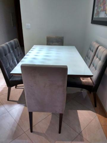 Mesa de jantar com 6 cadeiras - Alto Padrão