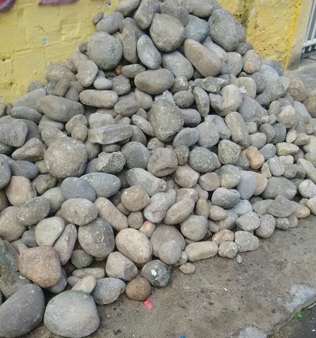 Pedras de jardim