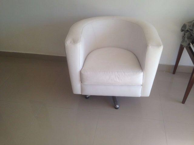 Poltrona Branca Couro