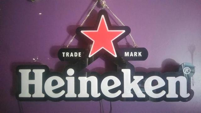 Vendo placa de Led da Heineken!!!! em perfeito estado!!!