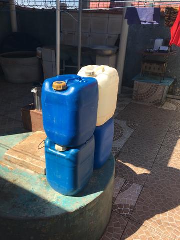 4 Baldes de 20 litros, desapegando!