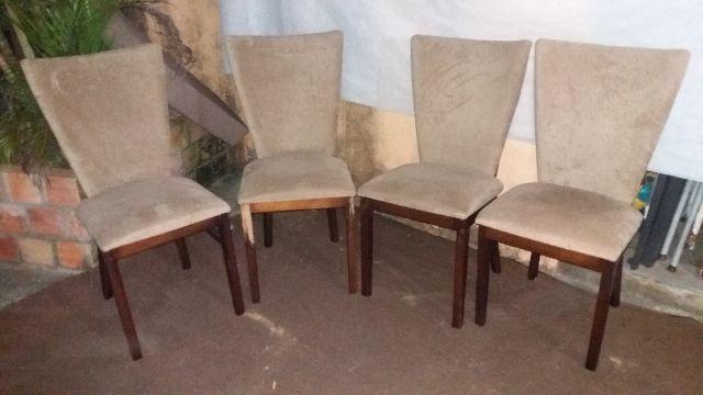 4 Poltronas Tonart Lindas em Suede novo com reparos na